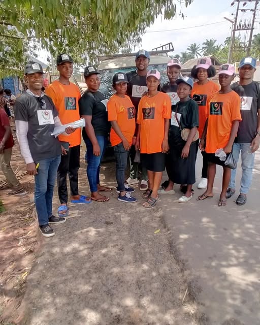 Community members with seeds