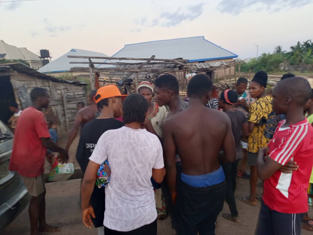 Akaeze outreach photo 3