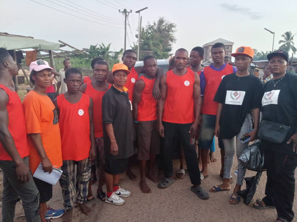 Akaeze outreach photo 4